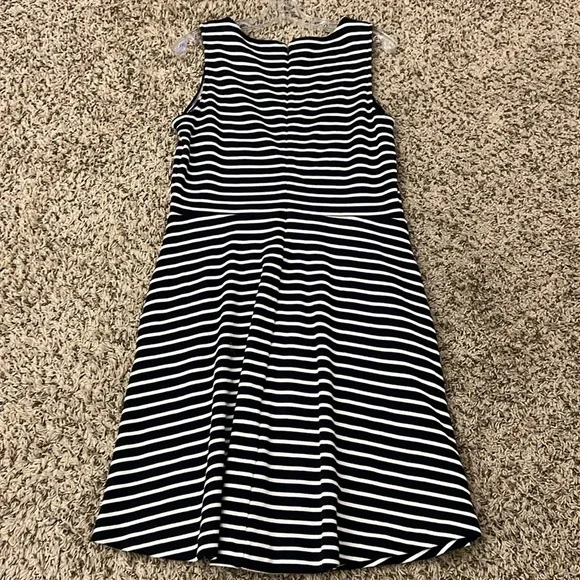 TALBOTS FIT & FLARE KNIT DRESS‎ - STRIPE Sz Lp - Picture 10 of 13